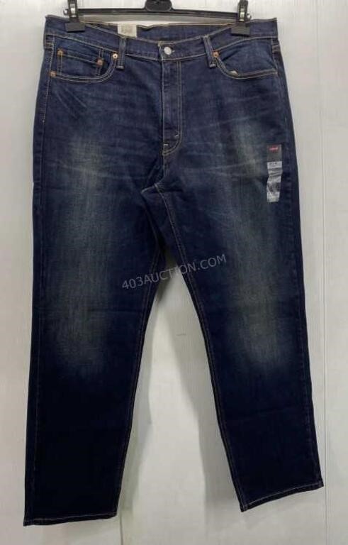 Sz 38 x 32 Men's Levi Jeans - NWT $90