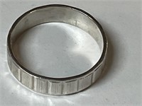 STERLING SILVER BAND SIZE 9