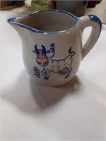 Louisville stoneware creamer