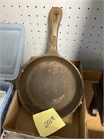 BENJAMIN MEDWIN CAST IRON PAN