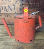 Swing spout oil can