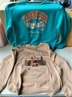 Tennessee & Colorado sweatshirts size med look new