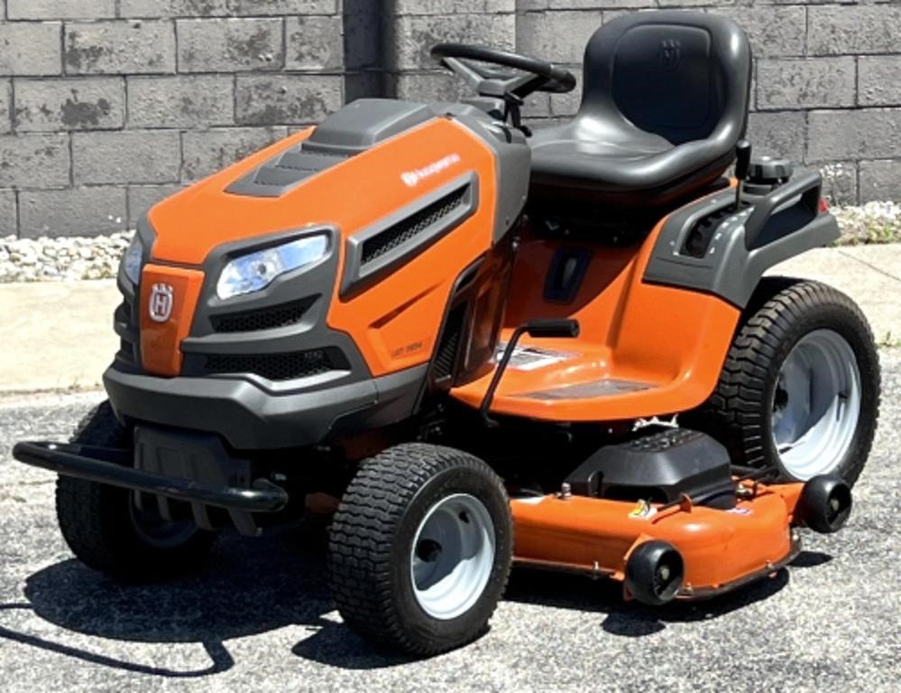 Husqvarna Tractor LGT 2654 with 54in Mower Deck