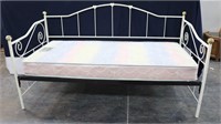 Metal Daybed with Mattress