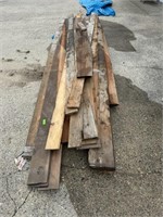 Lot of of 8"X16' Cedar Siding