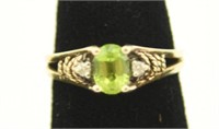 Lot #38 - Ladies 10K yellow gold ring set with