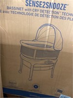 Graco Sense2Snooze Bassinet with Cry Detection
