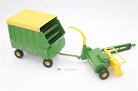 1/16 Scale Forage Harvester And Wagon Attachments