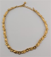 Trifari Gold Plated Ribbon & Flower Collar