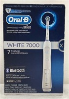 Oral-B White 7000  Rechargeable Toothbrush