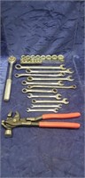 (11) Assorted Craftsman Wrenchs (Standard &