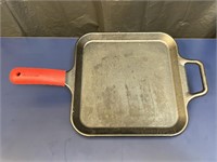 Lodge Square Iron Griddle 12 in.