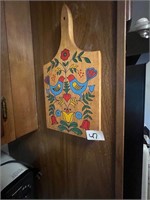 VINTAGE PAINTED CUTTING BOARD