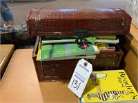 Cool little trunk with magazines / books