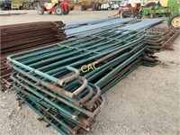 14pc 10'x7.5' round Pipe Fence Panels