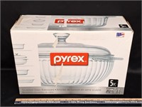 PYREX Sculpted Glass Bakeware Set-Sealed New