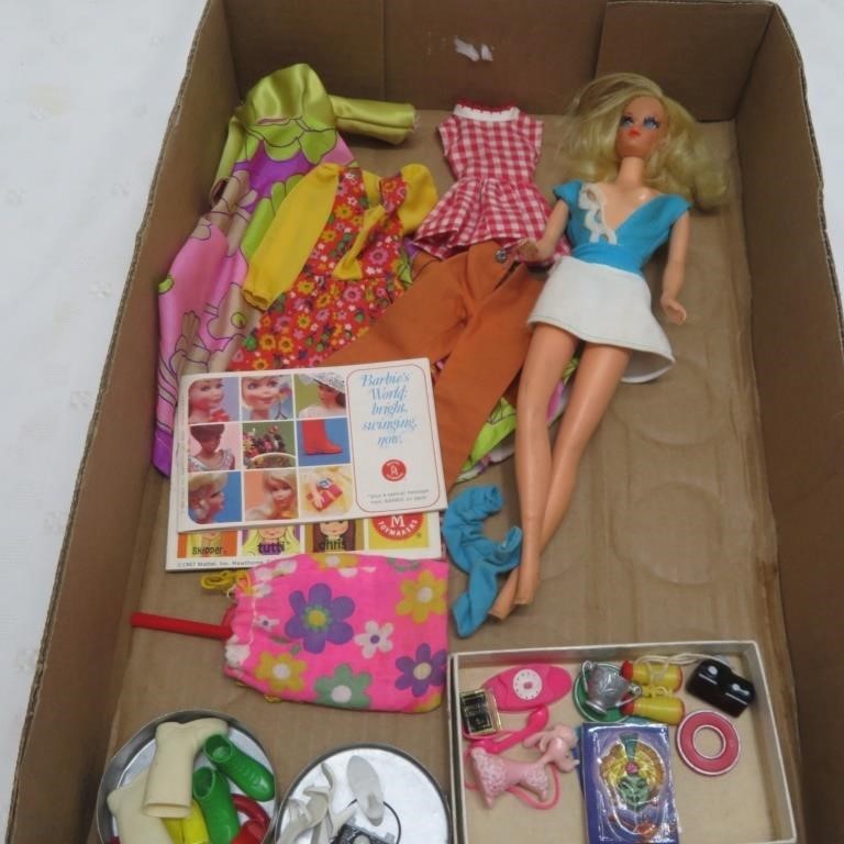 Barbie 1968 Twist n Turn - Mattel - Clothing