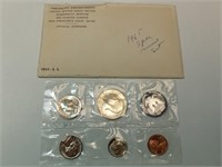 OF)  1965 special mint set with silver half dollar