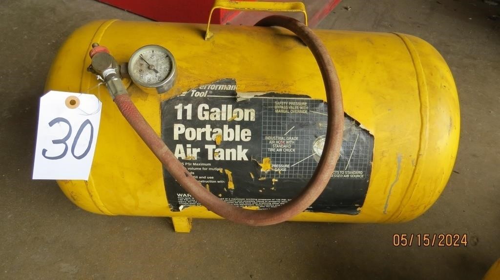 Portable 11 Gallon Air Tank