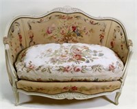 19th CENTURY FRENCH AUBUSSON SETTEE