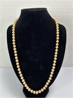 Pearl like Necklace