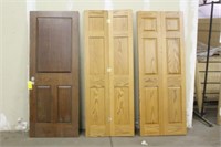 RAISED PANEL MAPLE DOOR APPROX 30x77 1/2" AND (2)