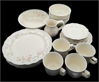 20pc Pfaltzgraff Tea Rose Dinner Set