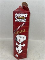 Charlie Brown snoopy sipping straws