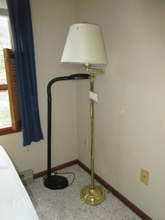 (2) floor lamps