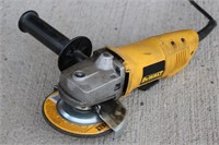 DeWalt 114mm 4 1/2" Angle Grinder