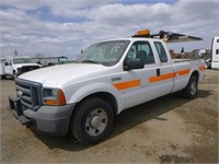 2006 Ford F250 Extra Cab Pickup Truck