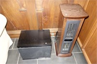 LOT: SPACE HEATER, ALBUMS, BOOKS HOME