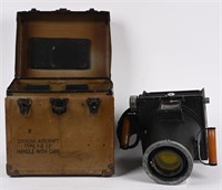 WWII US NAVY AIRCRAFT CAMERA BY KEYSTONE TYPE F8