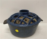 blue cast iron pot