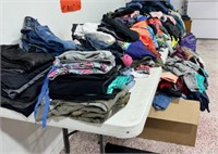 HUGE LOT OF NAME BRAND CLOTHES KIDS,WOMENS & MENS