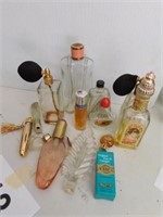 Large lot of vintage perfume bottles, 2 with