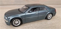 Chrysler 300 HEMI Diecast Car 1:18 Scale