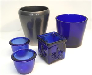 4 COBALT BLUE & 1 SILVER TONE GLASS VASES