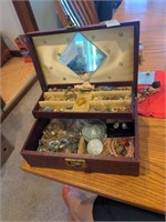 Jewelry box full, contains silver 925 clip on