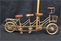 VINTAGE 3 SEATER METAL BICYCLE DECOR