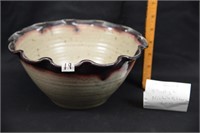 2001 NICHOLS POTTERY 10" RIBBON BOWL