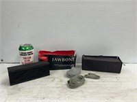 Jawbone jambox black diamond speaker with cord