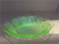 Vintage Cambridge green uranium glass oval bowl