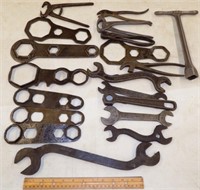 (19) Antique Tools - Wrenches, Pliers & More