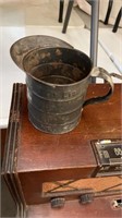 Vintage Kitchen Measuring Tin