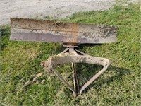 6ft grader blade 3pt - used condition, some rust,