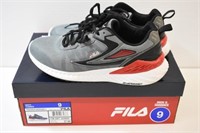 FILA  RUNNING SHOES MENS SIZE 9