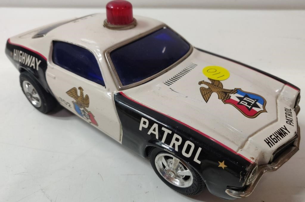 Tin Highway Patrol Car