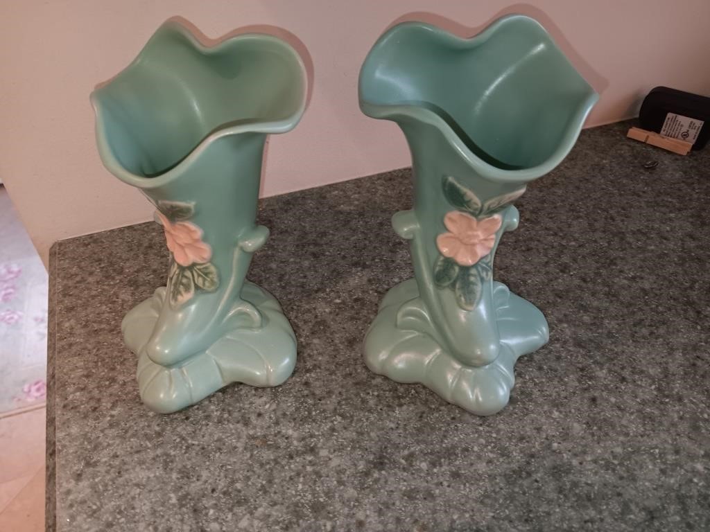 Pair of Weller pottery cornicopia vases 6" tall.