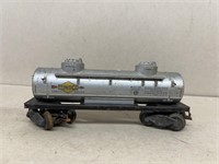 Lionel Sunoco train car